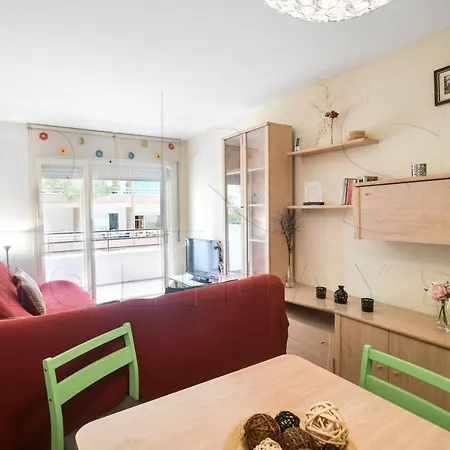 Fenals Beach Apartment Apartment *